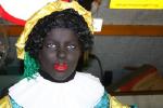 Jaimie in vol ornaat als Zwarte Piet... (34,9 KB)